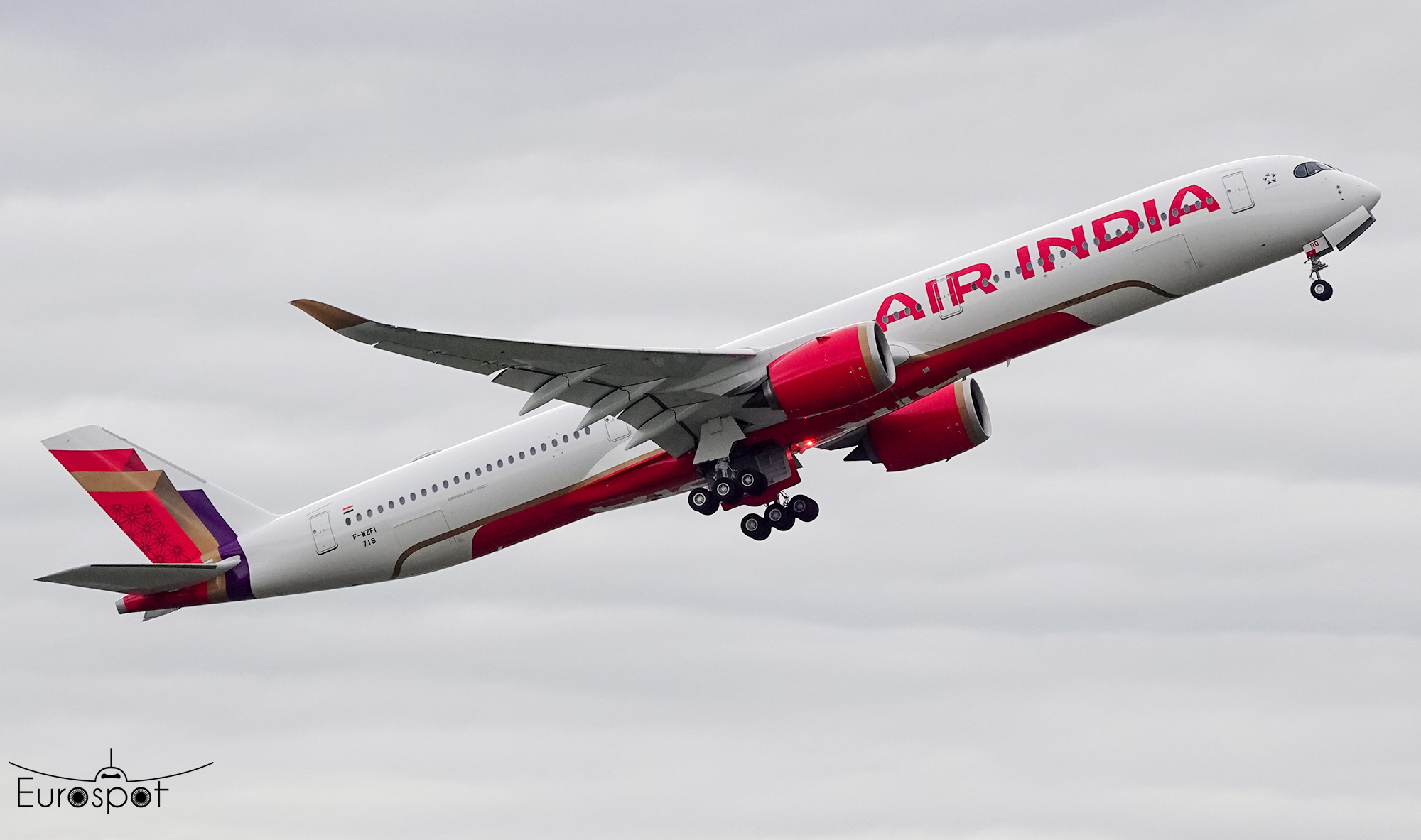 London Heathrow to New Delhi Return Flights (1st Oct - 29th Oct) With Baggage Included (Air India)