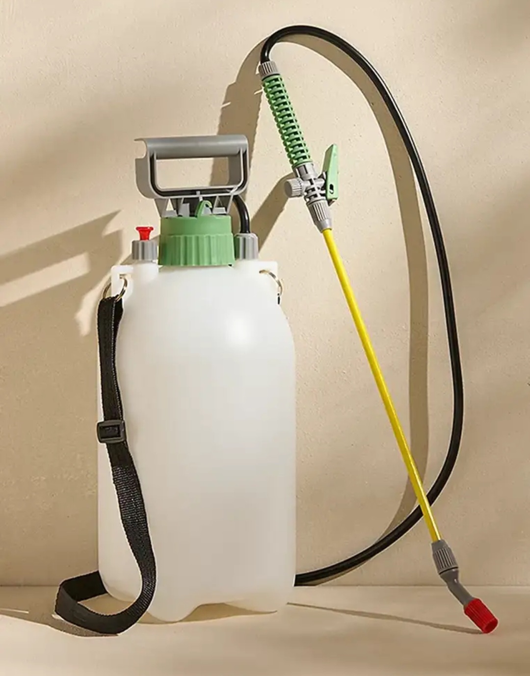 5L Pump Pressure Sprayer - Free C&C