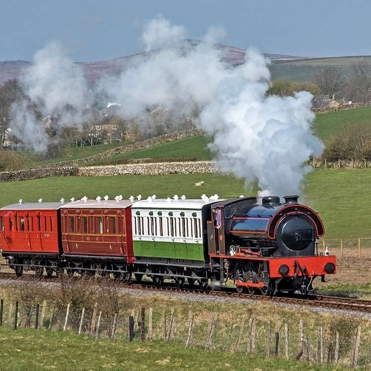 Yorkshire Dales - Steam train journey - Embsay & Bolton Abbey Steam Railway - 2 people return £14 / Family £19.50 (2a + 2c) - members