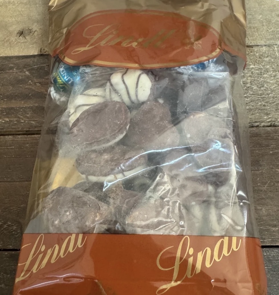 Lindt Chocolate Assortment Mis-Shapes 750g