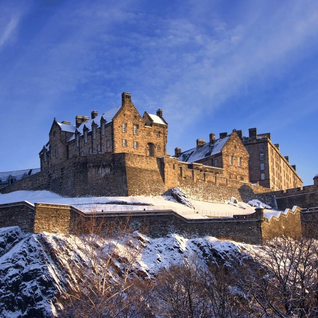 Jan 2027 - Travelodge Edinburgh inc city centre e.g Waterloo Place/ Queen St/ Haymarket - 2 people £24.99 per nt - family £25.99 to £27.99